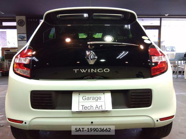 Renault TWINGO 2019-03 1173440-2