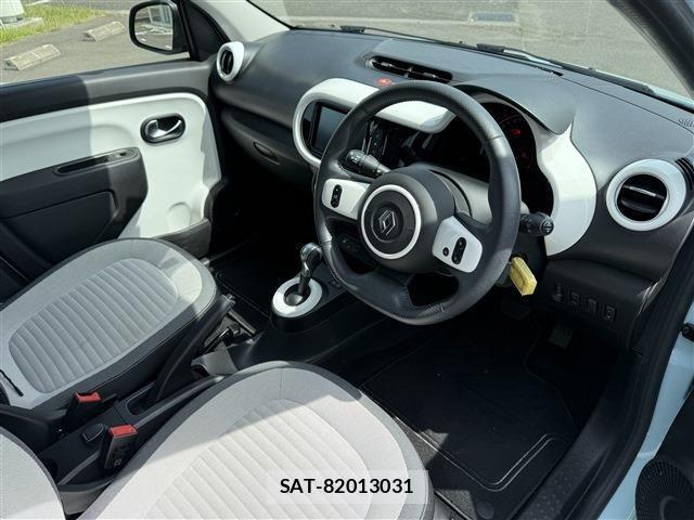 Renault TWINGO 2021-05 1314959-10