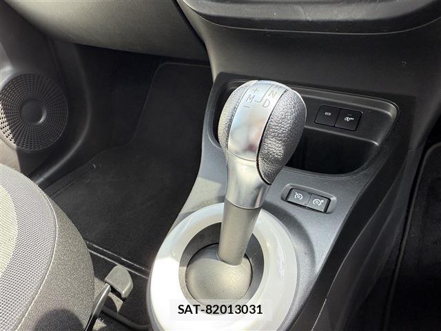 Renault TWINGO 2021-05 1314959-17