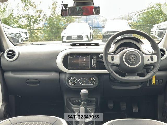 Renault TWINGO 2024-01 1347336-1