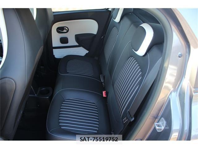 Renault TWINGO 2022-08 1663544-9