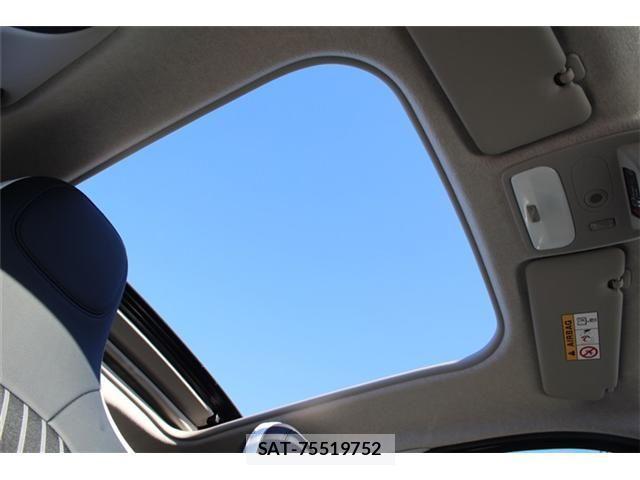 Renault TWINGO 2022-08 1663544-17