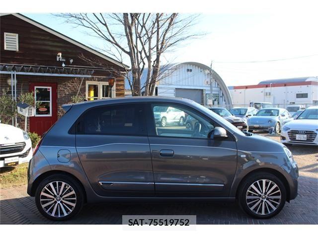 Renault TWINGO 2022-08 1663544-1