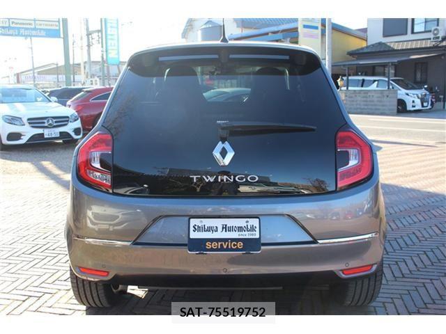 Renault TWINGO 2022-08 1663544-4