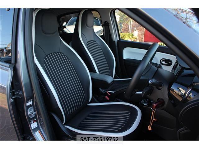 Renault TWINGO 2022-08 1663544-6