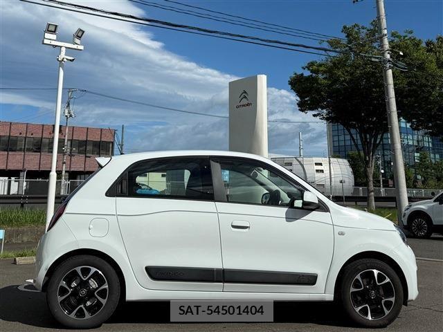 Renault TWINGO 2021-01 1694814-3