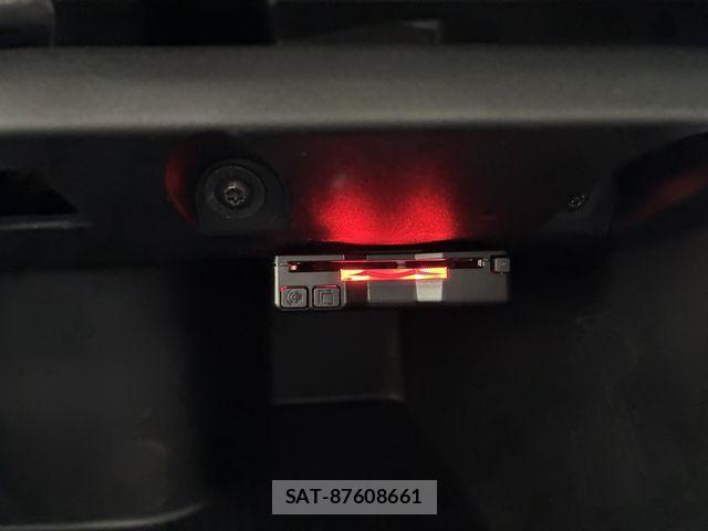 Renault TWINGO 2024-06 2778731-12