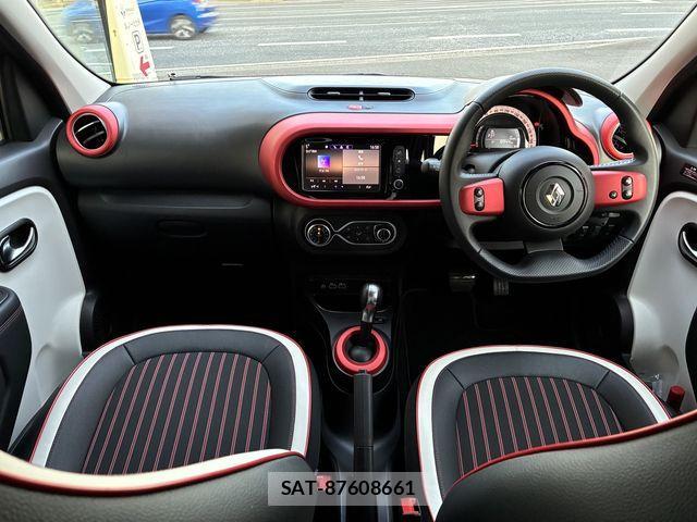 Renault TWINGO 2024-06 2778731-1