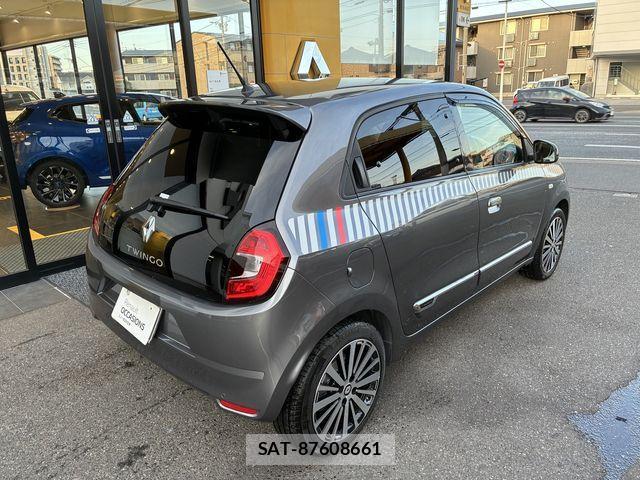 Renault TWINGO 2024-06 2778731-2