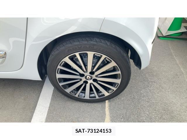 Renault TWINGO 2021-06 3385226-9