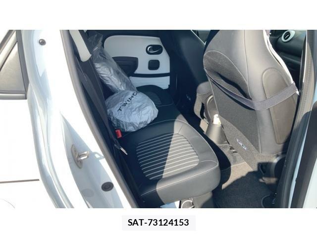 Renault TWINGO 2021-06 3385226-16