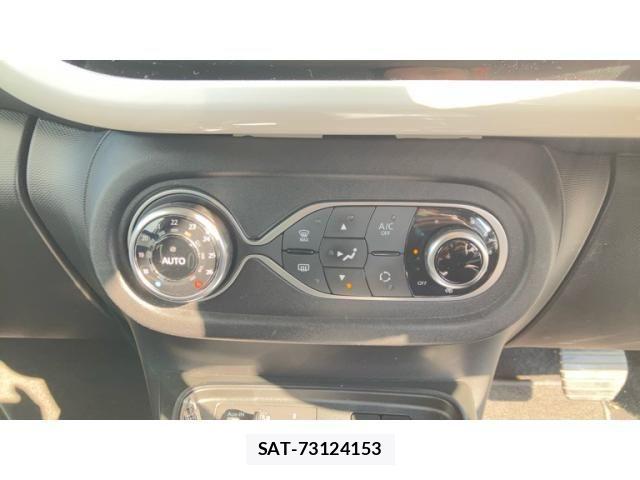 Renault TWINGO 2021-06 3385226-22