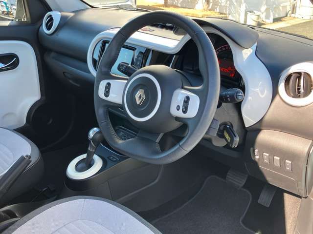 Renault TWINGO 2020-05 3681748-1