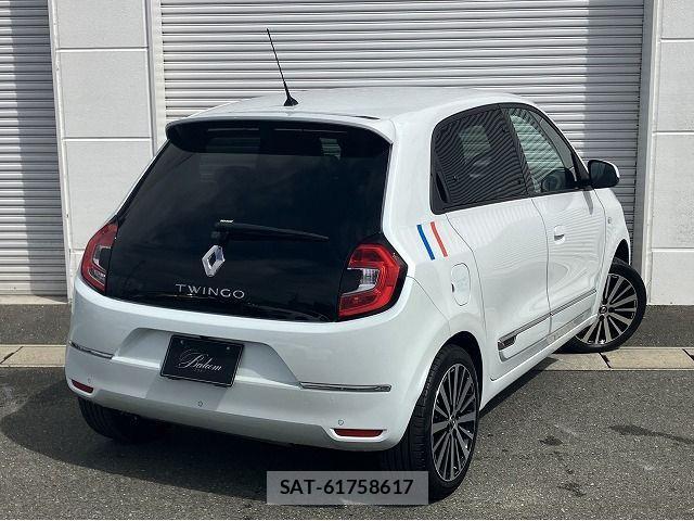 Renault TWINGO 2021-07 4600581-1