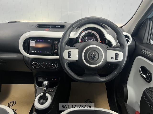 Renault TWINGO 2023-06 5876961-11