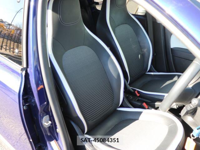 Renault TWINGO 2017-07 5876989-12