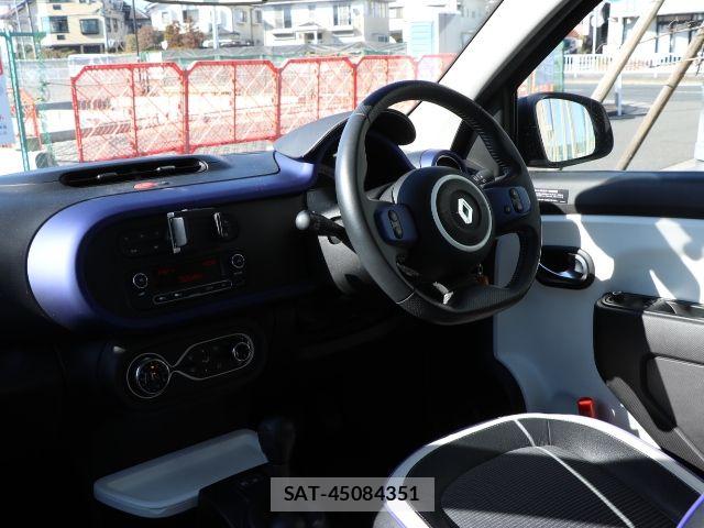 Renault TWINGO 2017-07 5876989-5