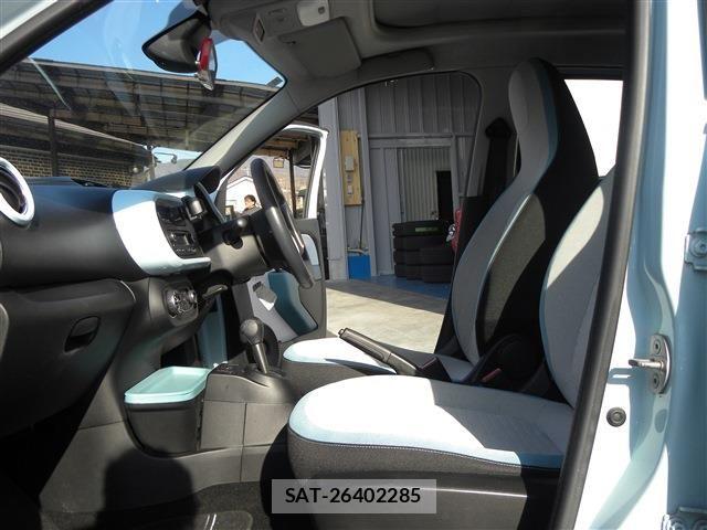 Renault TWINGO 2018-12 6017105-10
