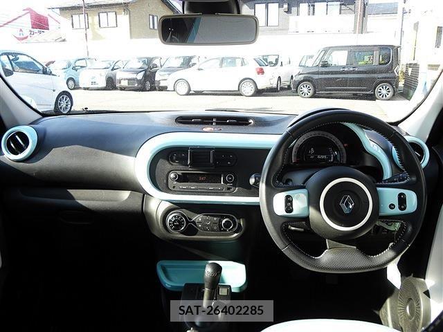 Renault TWINGO 2018-12 6017105-17