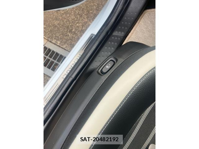 Renault TWINGO 2021-06 6527392-27