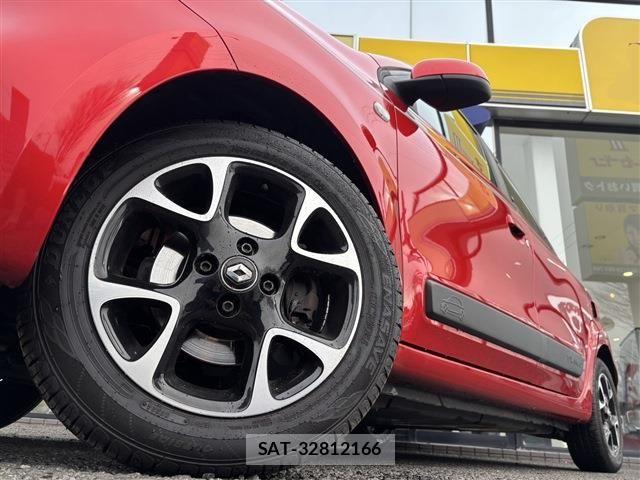 Renault TWINGO 2020-09 6614451-8