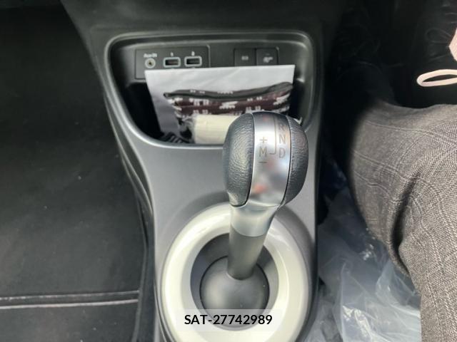 Renault TWINGO 2022-06 6911973-18