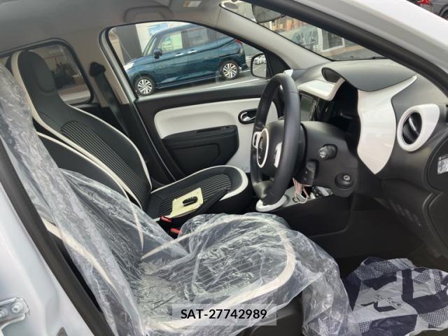Renault TWINGO 2022-06 6911973-8
