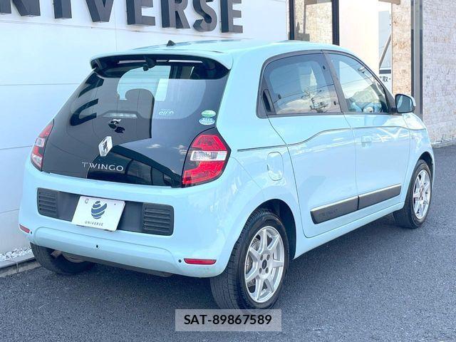 Renault TWINGO 2018-09 7021397-17