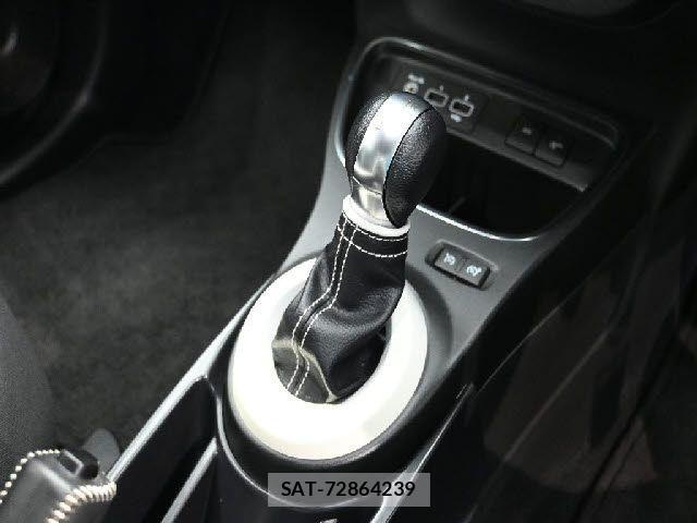 Renault TWINGO 2022-01 7060457-9