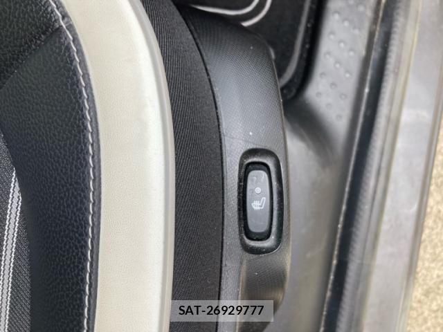 Renault TWINGO 2022-12 7252125-9