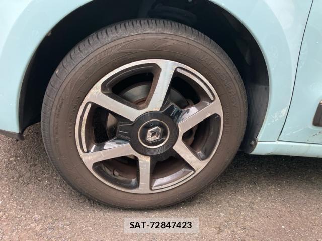 Renault TWINGO 2018-02 7329729-9