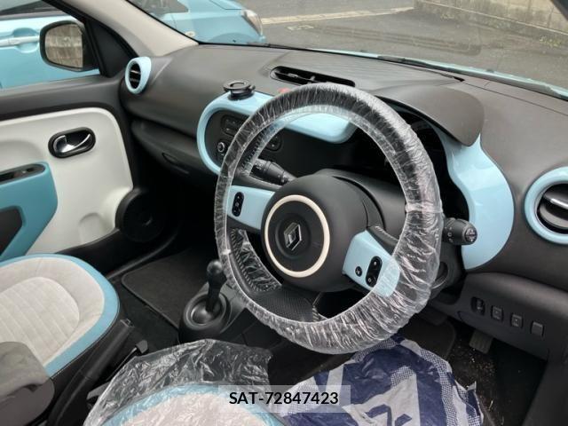 Renault TWINGO 2018-02 7329729-11
