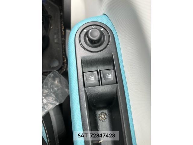 Renault TWINGO 2018-02 7329729-19