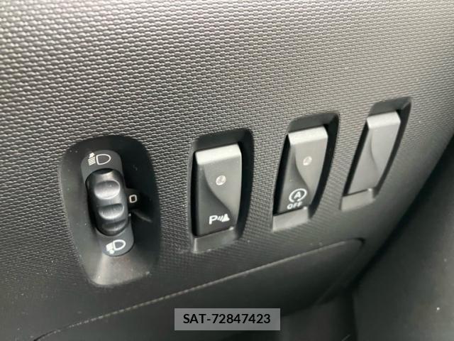 Renault TWINGO 2018-02 7329729-20