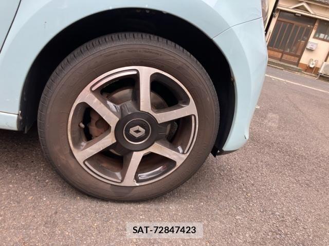 Renault TWINGO 2018-02 7329729-6