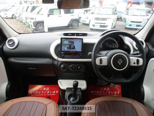 Renault TWINGO 2017-06 7329730-6