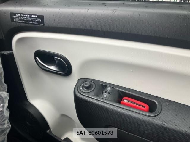 Renault TWINGO 2019-11 7359597-7