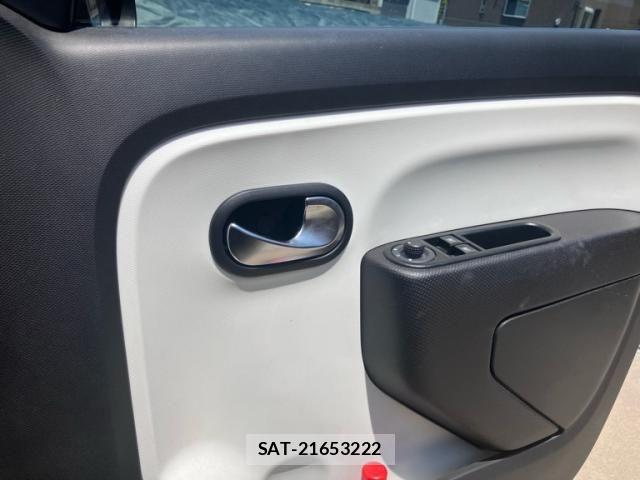 Renault TWINGO 2016-10 7457314-17