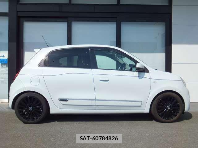 Renault TWINGO 2022-09 7457311-4