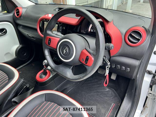 Renault TWINGO 2019-11 7509876-15