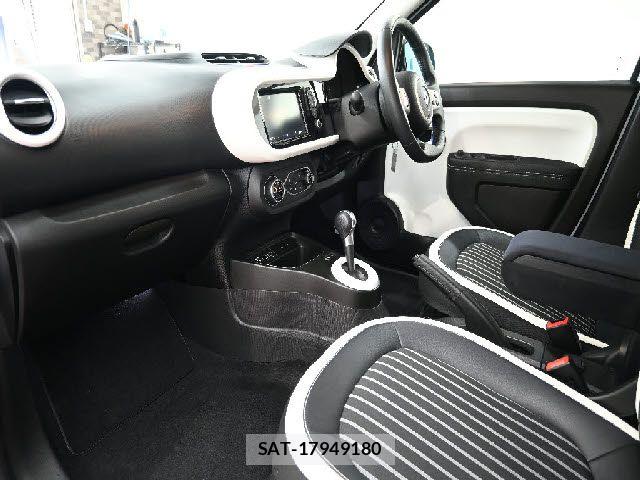 Renault TWINGO 2021-07 7509874-1
