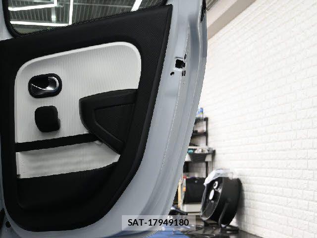 Renault TWINGO 2021-07 7509874-22