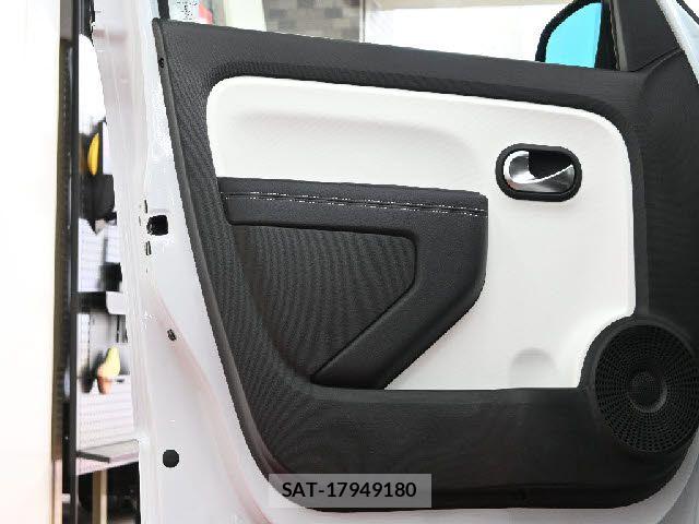 Renault TWINGO 2021-07 7509874-23