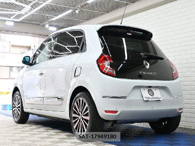 Renault TWINGO 2021-07 7509874-2