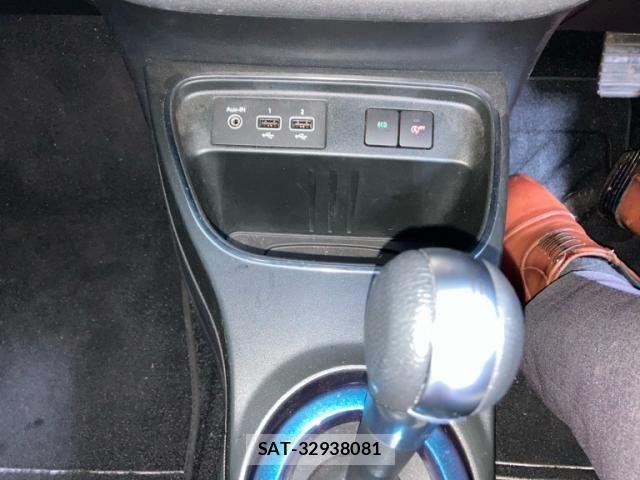 Renault TWINGO 2022-01 7727909-21