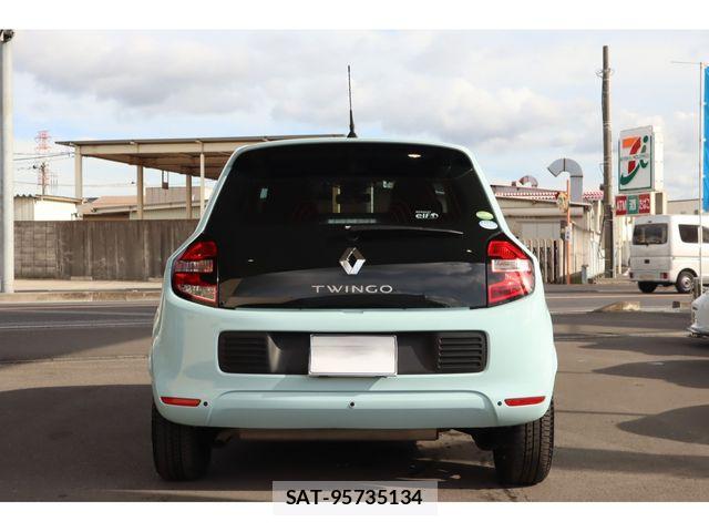 Renault TWINGO 2018-03 7727901-2