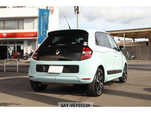 Renault TWINGO 2018-03 7727901-6