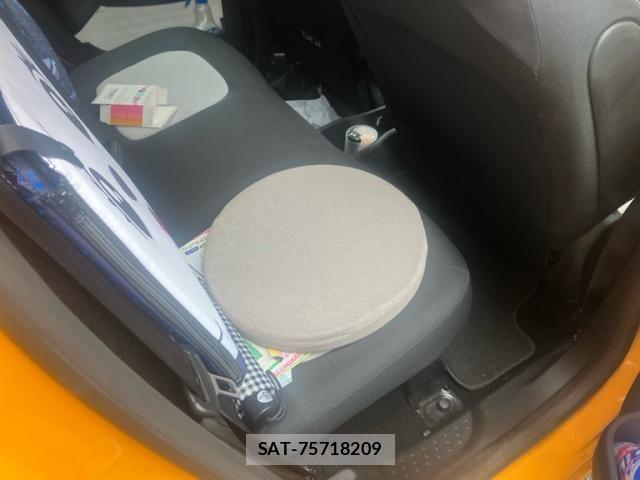 Renault TWINGO 2019-08 7727912-23