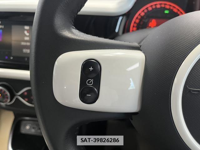 Renault TWINGO 2020-08 7727910-8