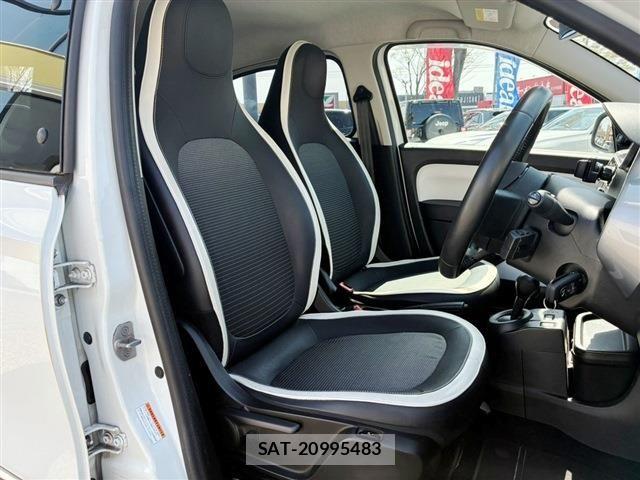 Renault TWINGO 2019-02 8037924-11
